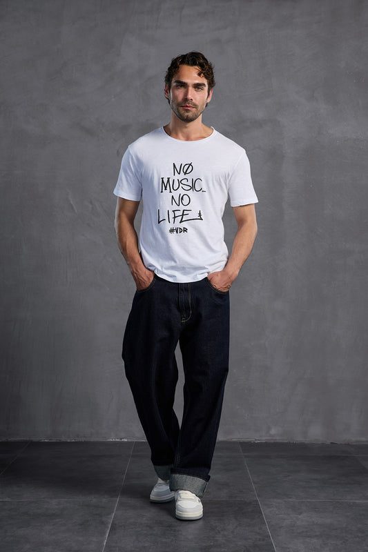 Beyaz Bisiklet Yaka Baskılı  T-Shirt 10009